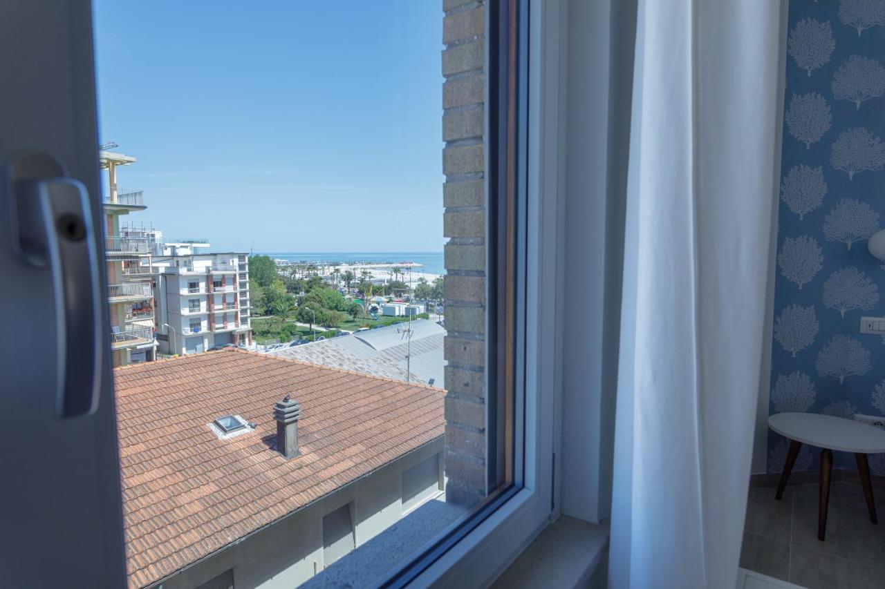 Vista Mare Guest House Civitanova Marche Buitenkant foto